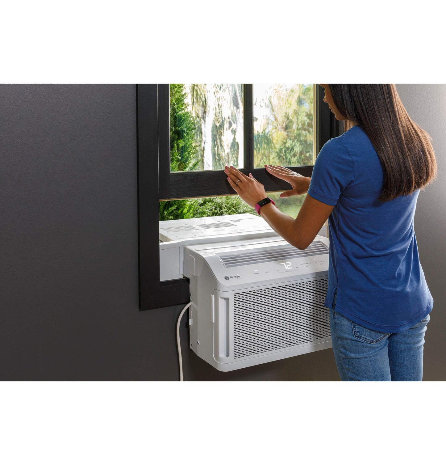 GE 10,300 BTU Smart Window AC, Medium Rooms - PHNT10CC-KT