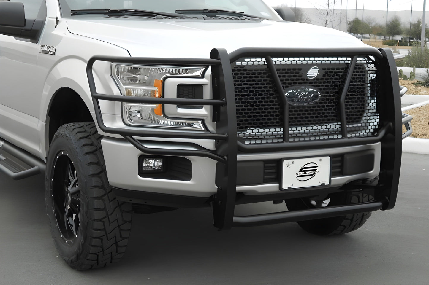 Steelcraft HD Front Grille Guard Ford F150 2009-2014 - 50-1360