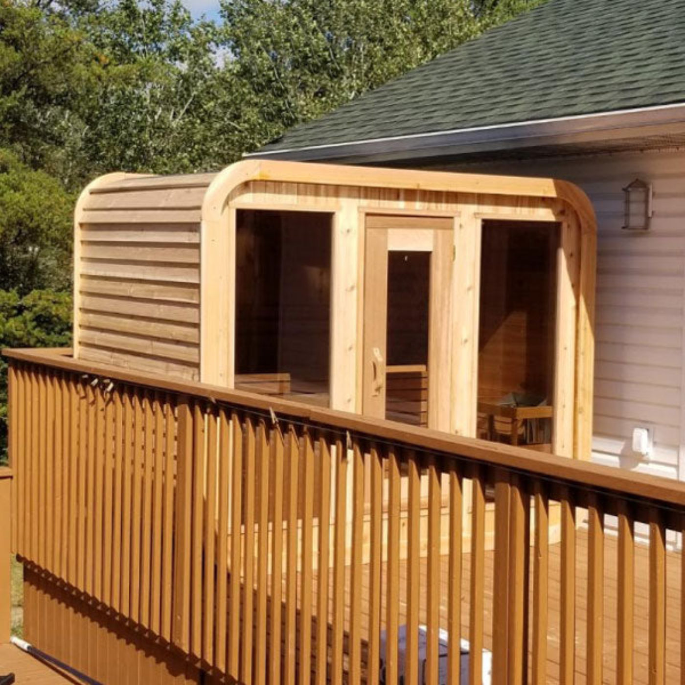 Dundalk Leisure Knotty Cedar Outdoor Luna Sauna - 862LUE