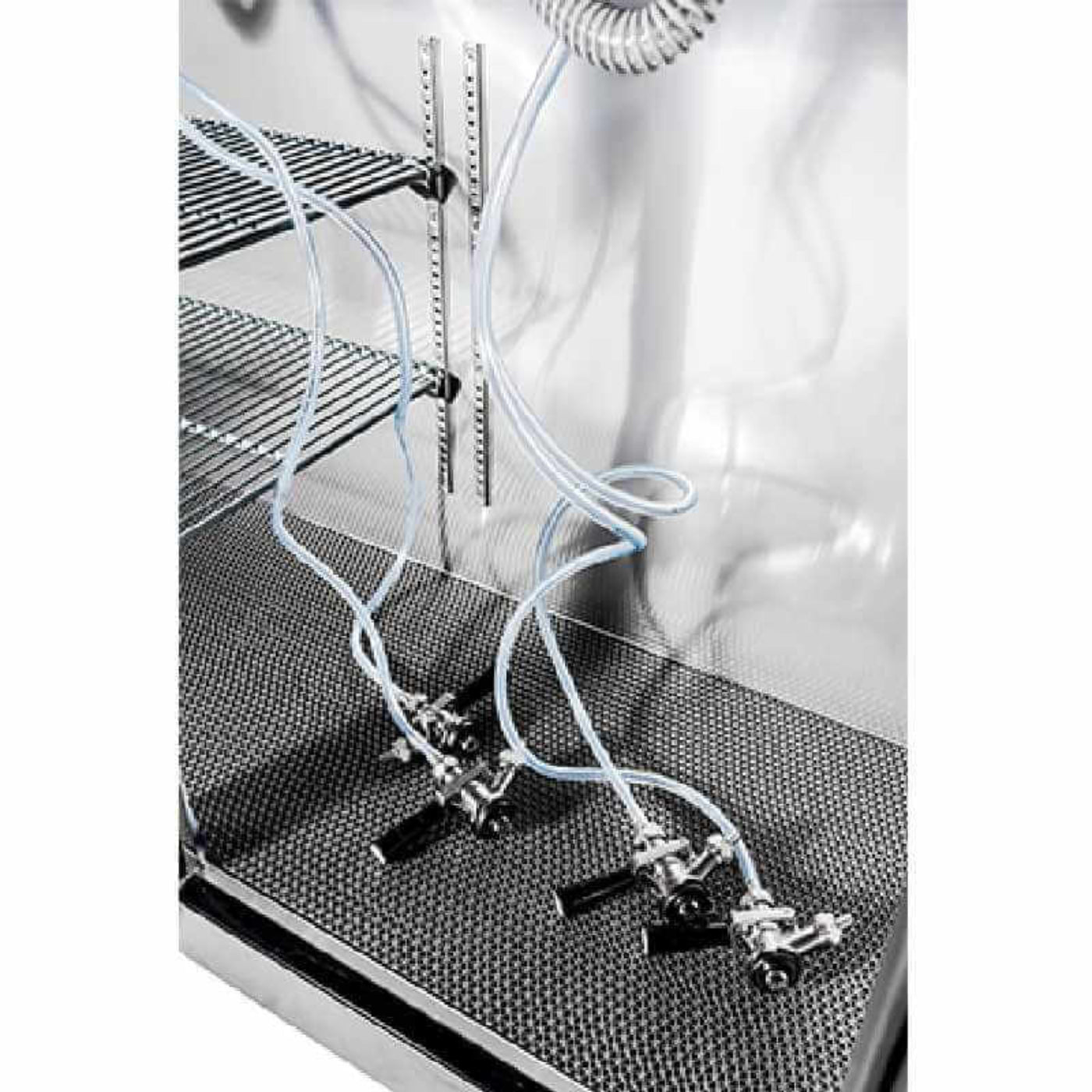 Saba - SDD-27-69 Commercial 69″ Beer Dispenser Refrigerator with (2) Double Tap - SDD-27-69