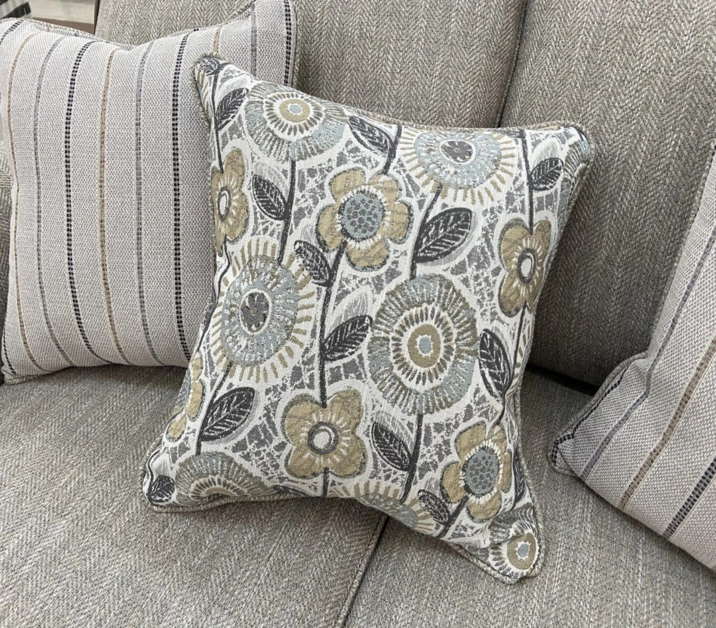 Modway Furniture 1144 Transitional Sleep Sofa - Coastal Style with Reversible Cushions & Stain-Resistant Fabric - 1144 Grande Glacier Sleeper